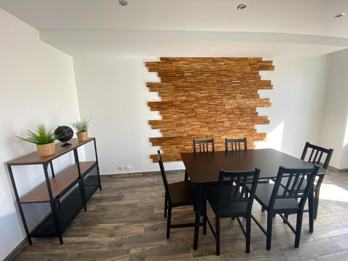 22 Chic & Cosy Grand Appart 92M2 Parking Gratuit Hypercentre Netflix Saint-Etienne  Exteriér fotografie
